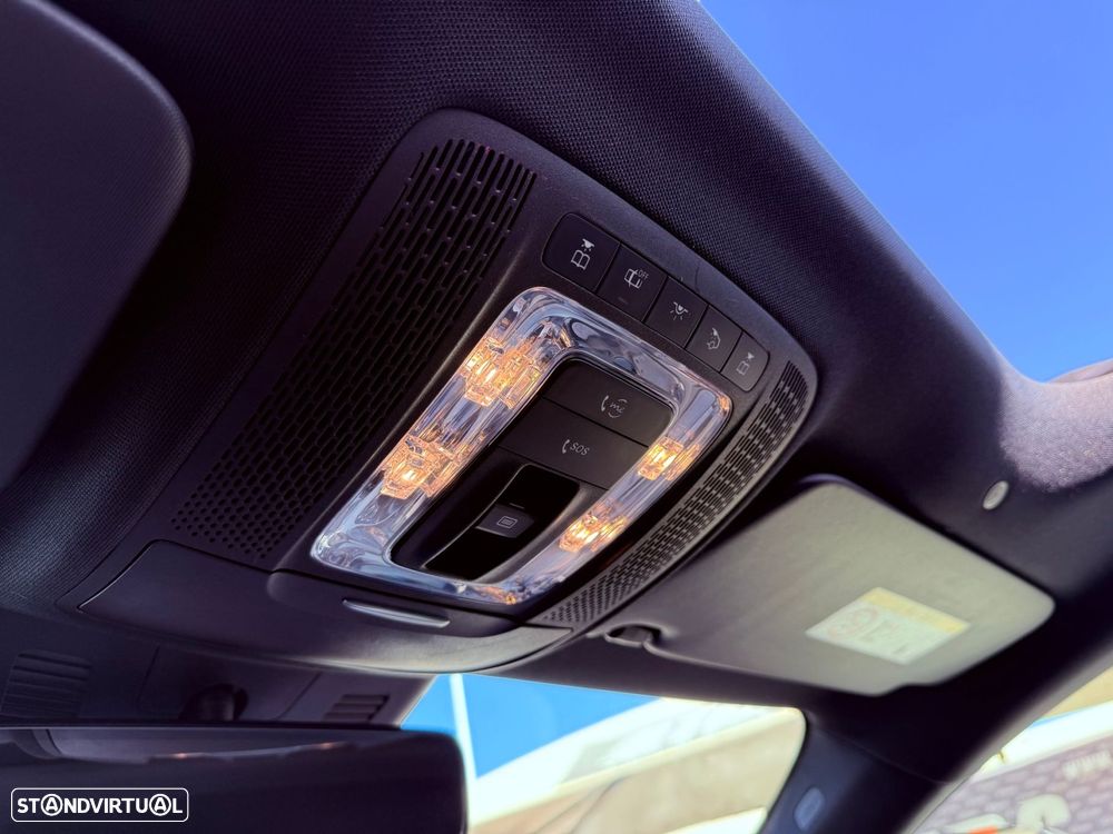 Mercedes-Benz CLA 180 7G-DCT Special Edition - 29