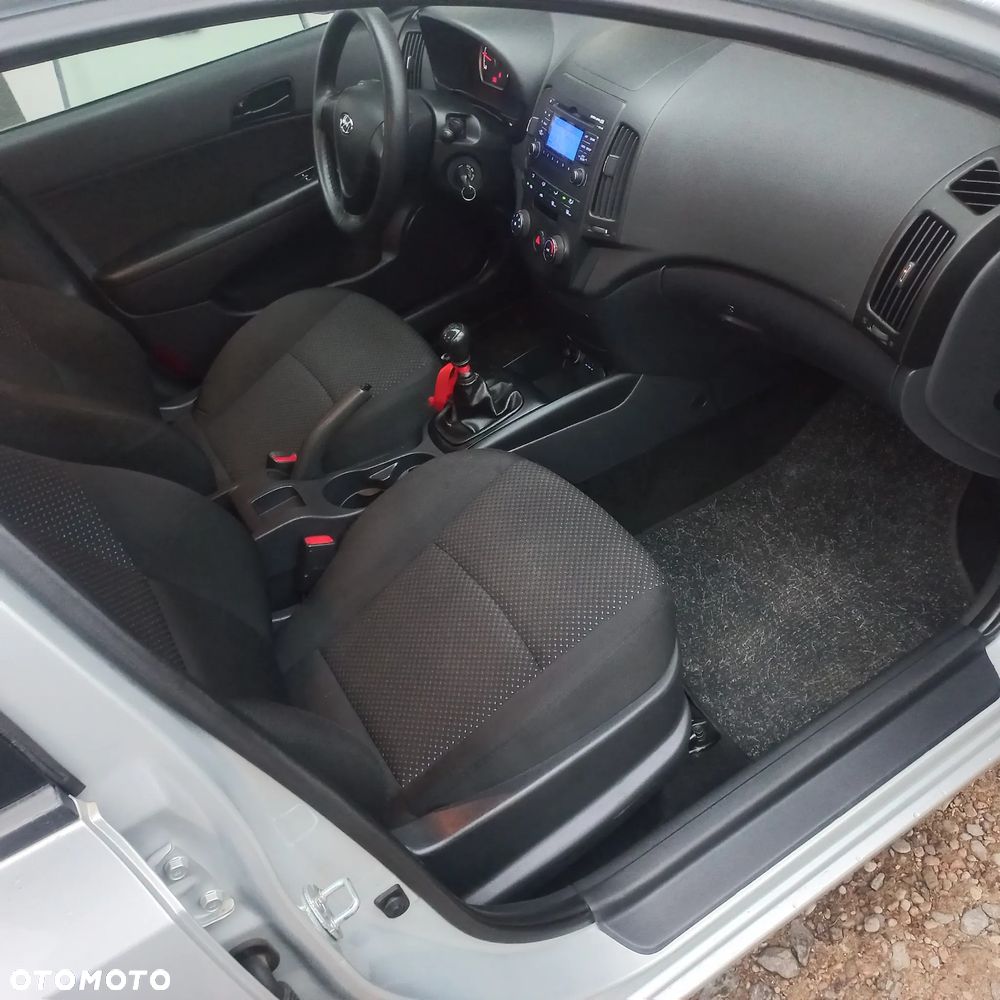 Hyundai i30 i30cw 1.4 Edition Plus - 6