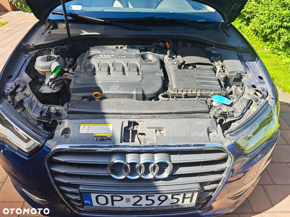 Audi A3 Sportback 2.0 TDI S tronic Ambiente - 8