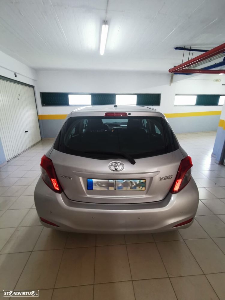 Toyota Yaris 1.0 VVT-i ACtive+AC - 4