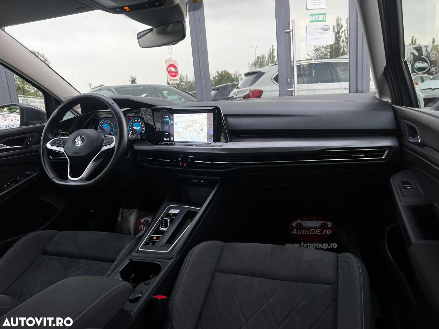 Volkswagen Golf - 6