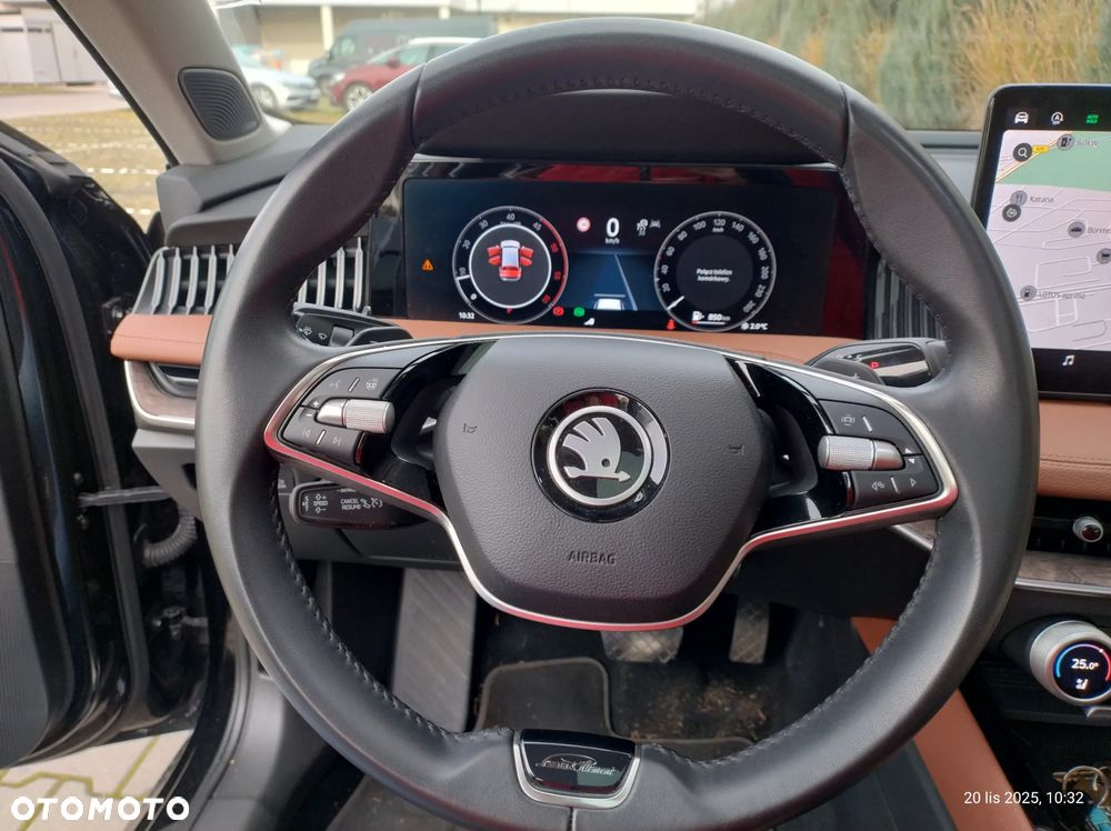 Skoda Superb 2.0 TDI SCR 4x4 L&K DSG - 8