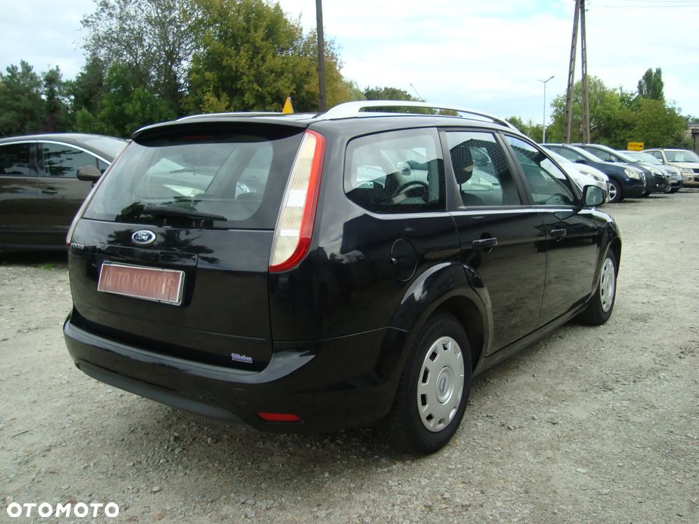 Ford Focus - 8