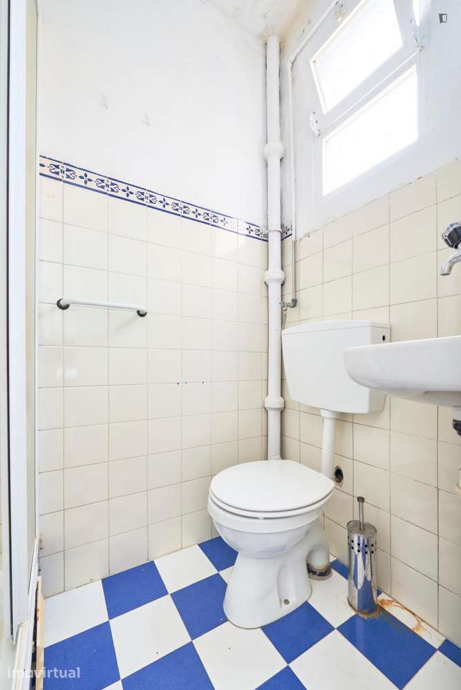 Quarto - localizado em Entrecampos Lisbon - Grande imagem: 3/36