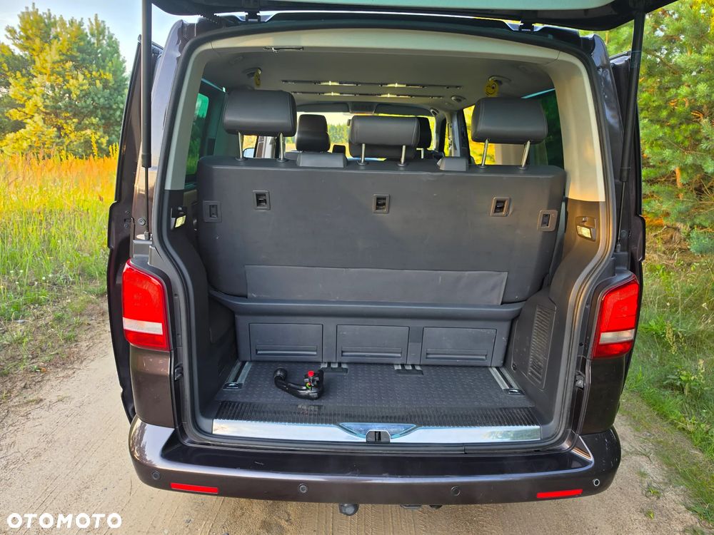 Volkswagen Multivan - 12