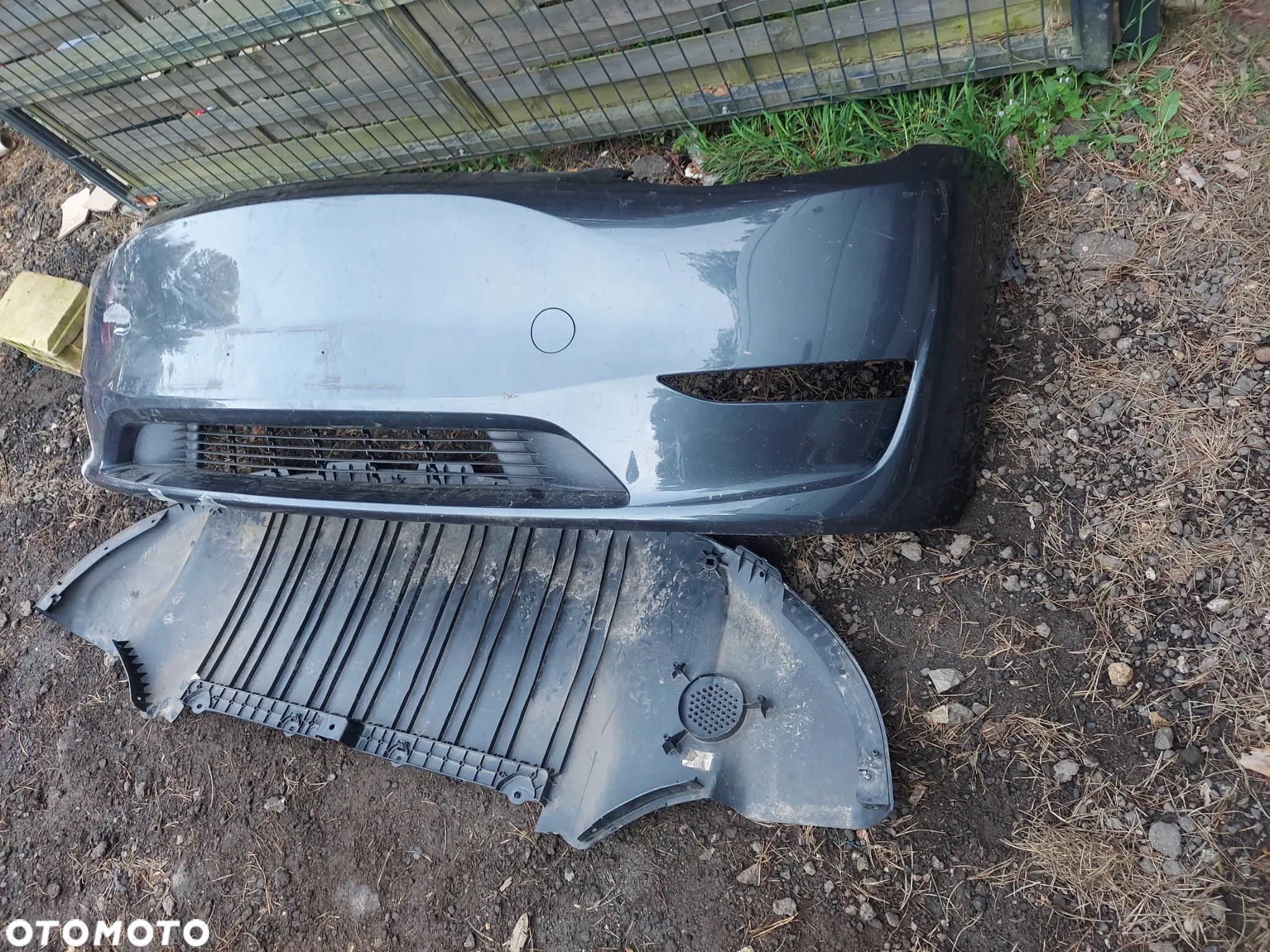 Tesla y zderzak kratka płyta bez dziur - 3