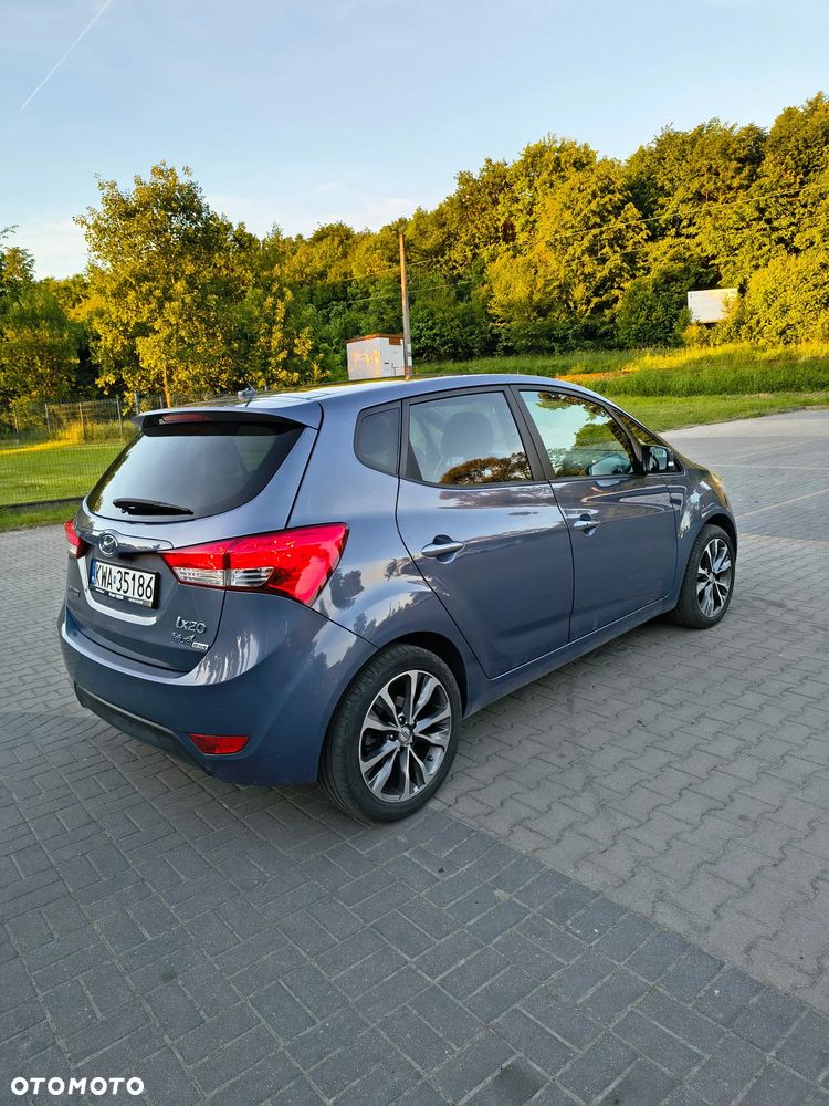 Hyundai ix20 ver-1-6-blue-comfort - 4