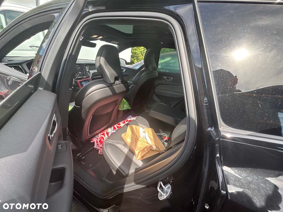 Volvo XC 60 T6 AWD Recharge Geartronic RDesign - 13