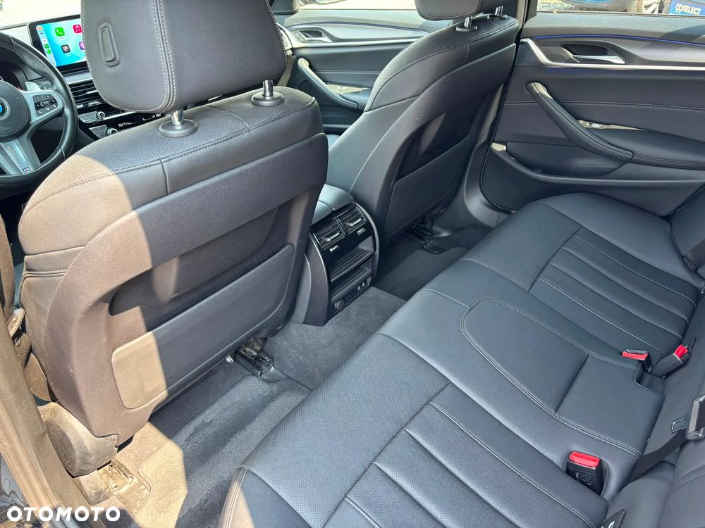 BMW Seria 5 520d xDrive mHEV M Sport sport - 10