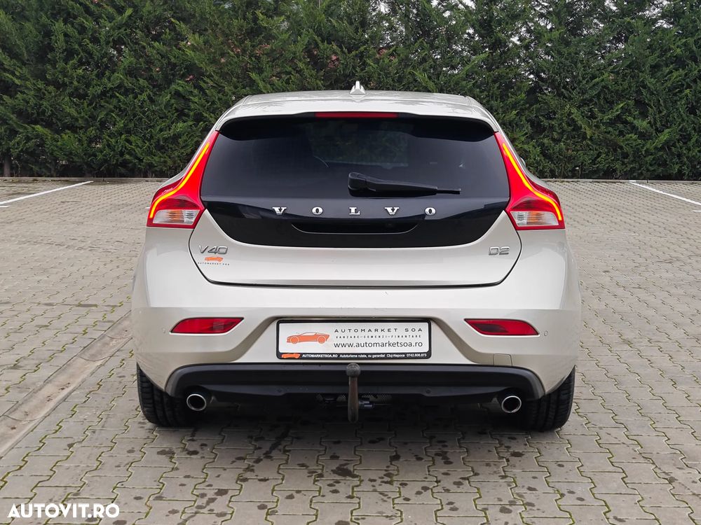 Volvo V40 D2 Geartronic Linje Svart - 17