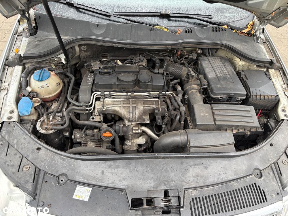 Volkswagen Passat 2.0 TDI DPF Highline DSG - 13
