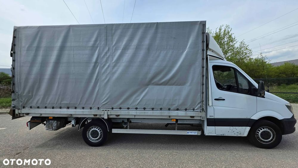 Mercedes-Benz SPRINTER - 4