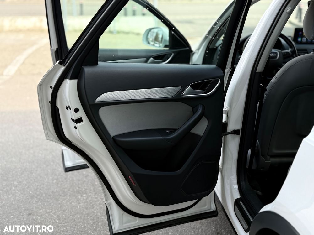 Audi Q3 2.0 35 TDI quattro Advanced - 25