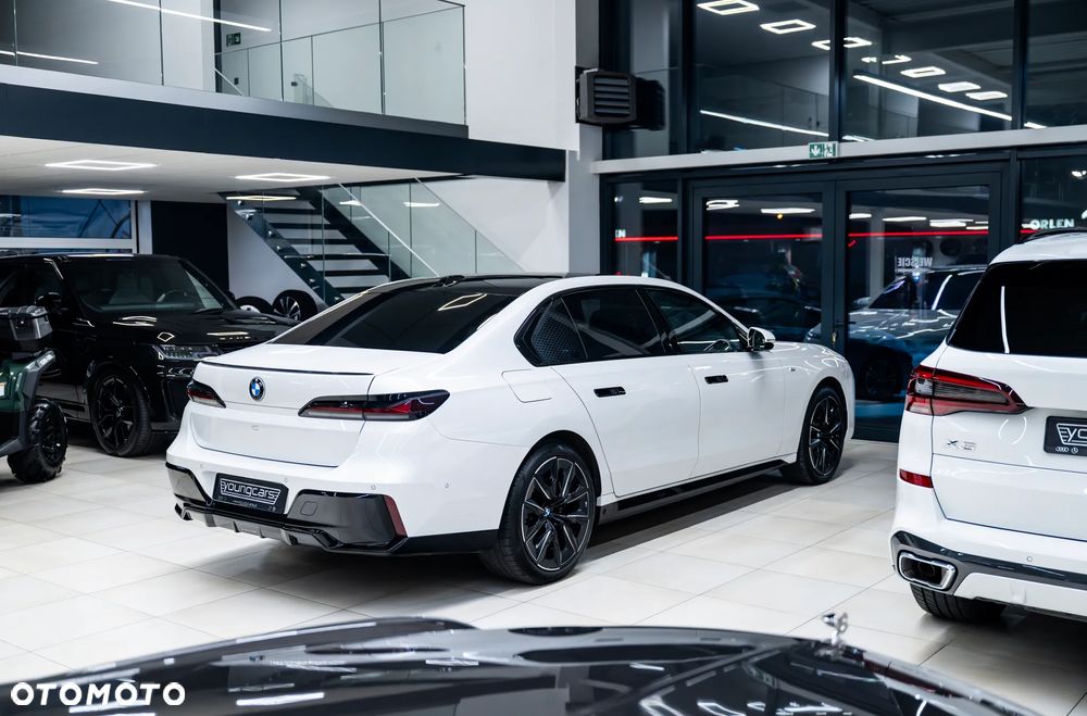 BMW Seria 7 740d xDrive sport - 11