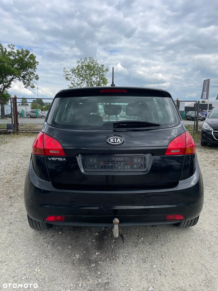 Kia Venga 2010 photo 5