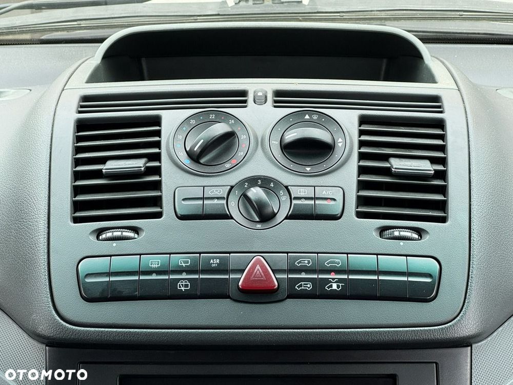 Mercedes-Benz Vito - 29