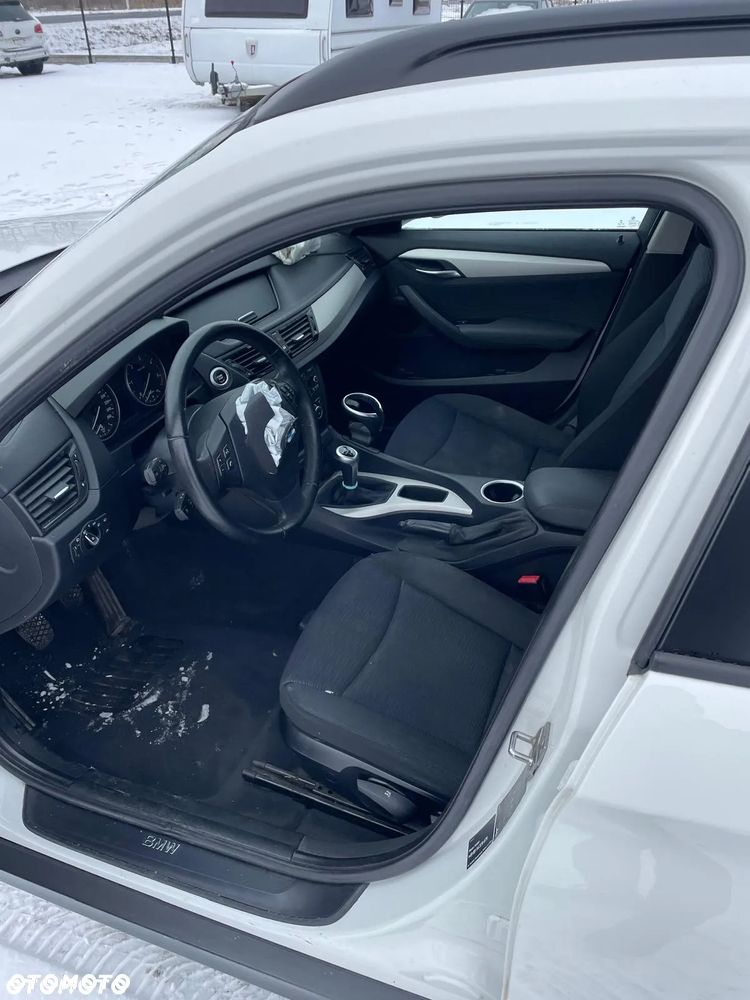 BMW X1 sDrive18d - 13