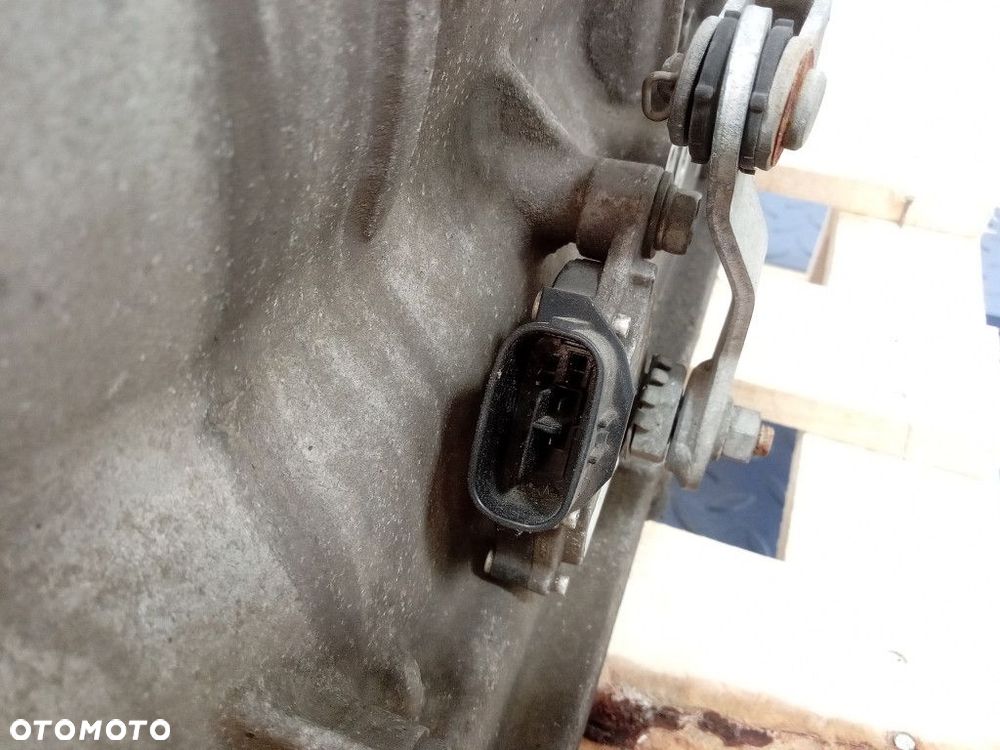 LEXUS IS200T 13-20 SKRZYNIA AUTOMAT 35010-53210 - 9