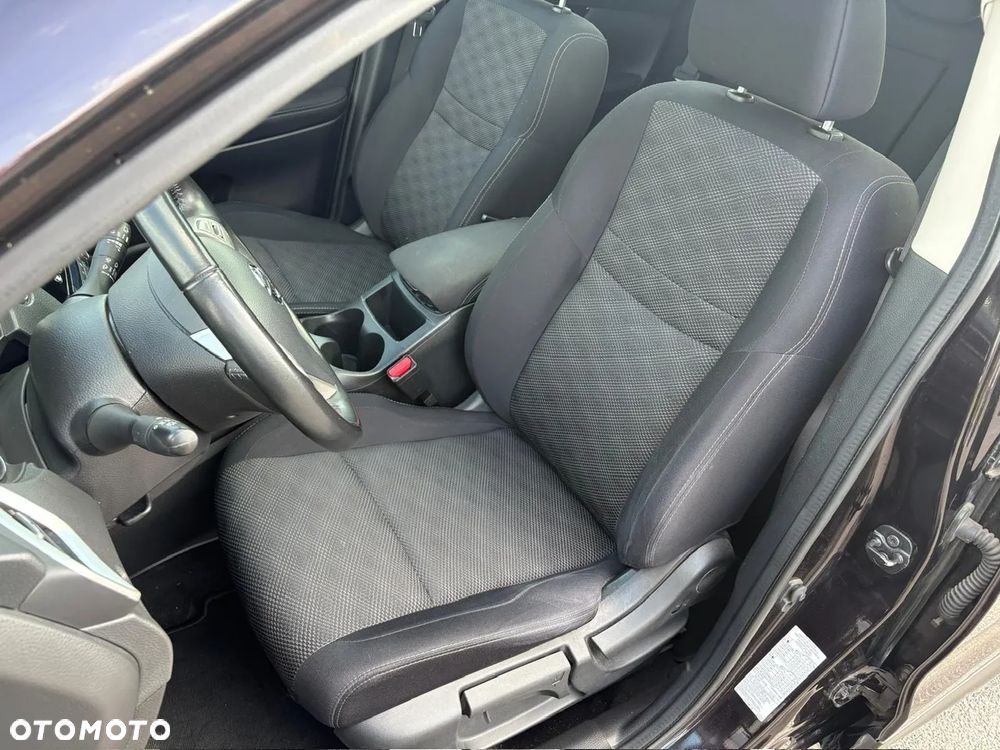 Nissan Qashqai 1.6 DIG-T N-Connecta - 10