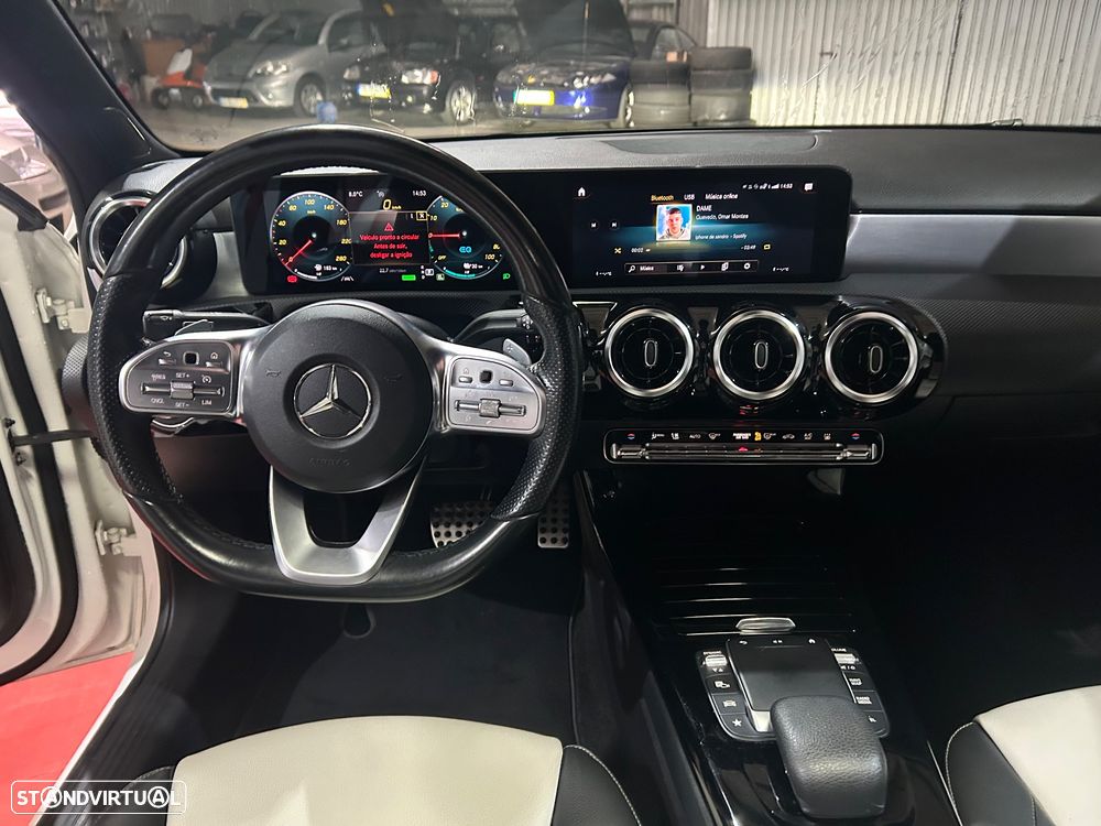 Mercedes-Benz A 250 - 9