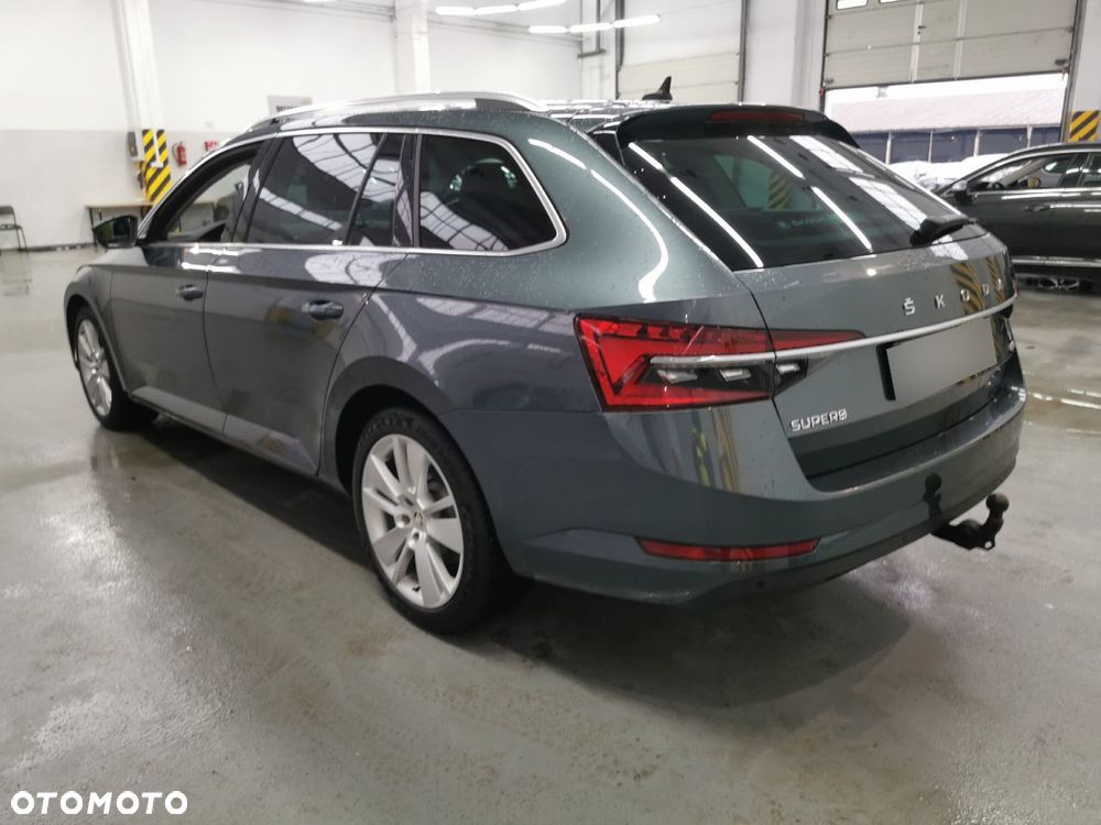 Skoda Superb 2.0 TDI SCR 4x4 Style DSG - 2