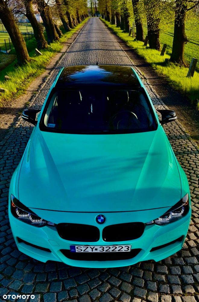 BMW Seria 3 328i - 3