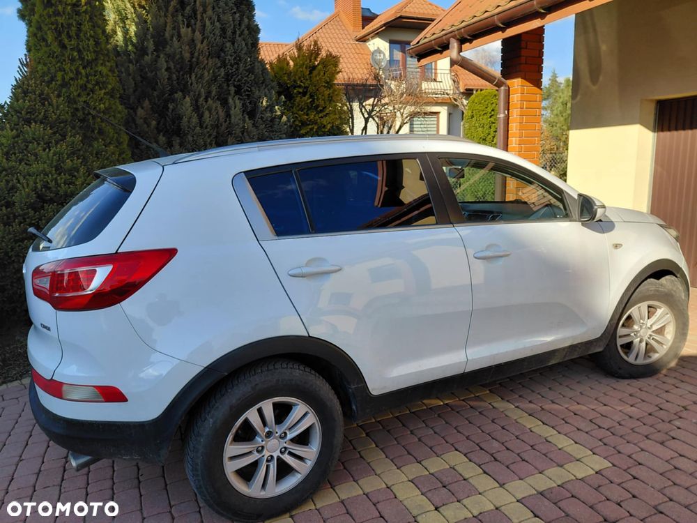 Kia Sportage 1.7 CRDI 2WD Attract - 11