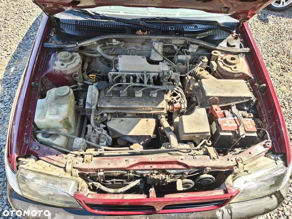 Toyota Carina 1.6 XLi - 8