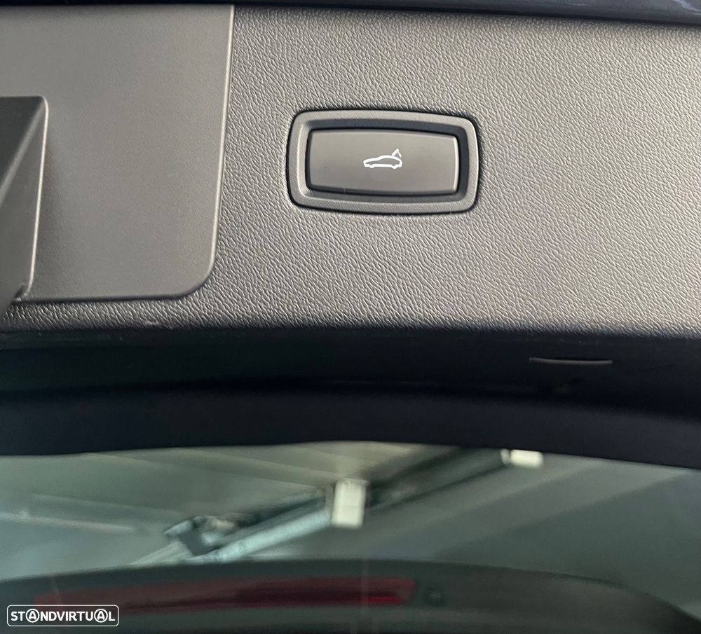 Porsche Cayenne - 28