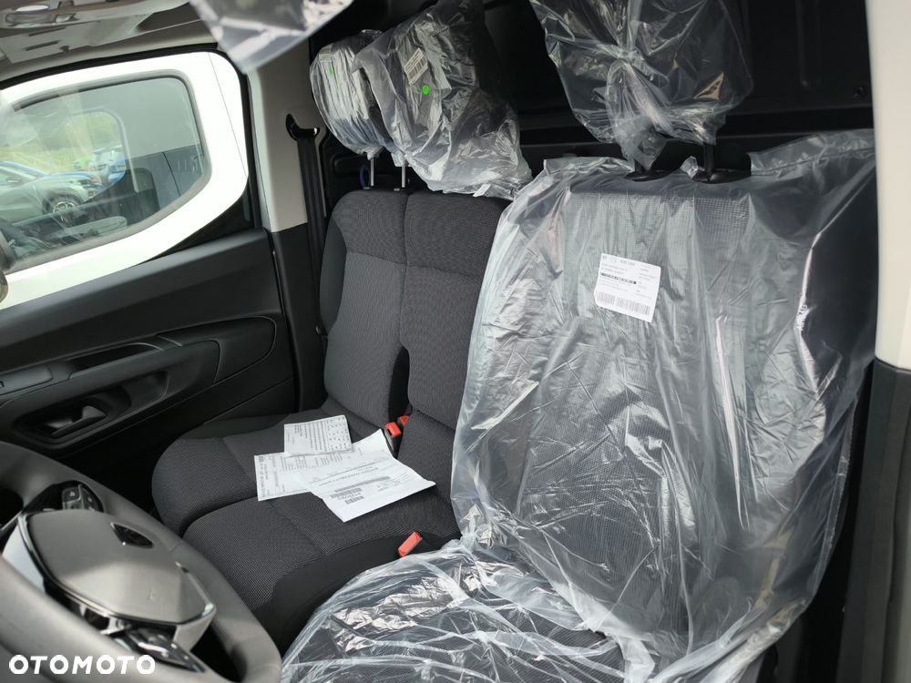 Peugeot Partner Furgon M Diesel 130KM Automat - 7
