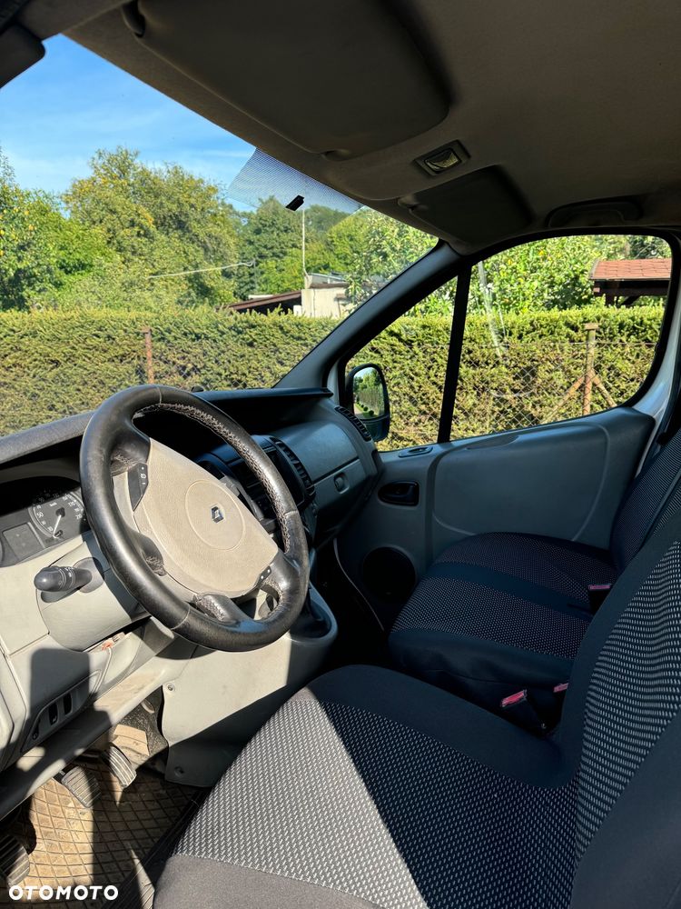 Renault Trafic - 8