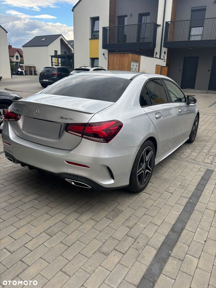 Mercedes-Benz Klasa A 220 4-Matic AMG Line 7G-DCT - 4
