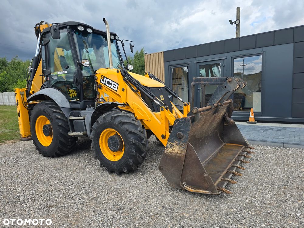 JCB - 1