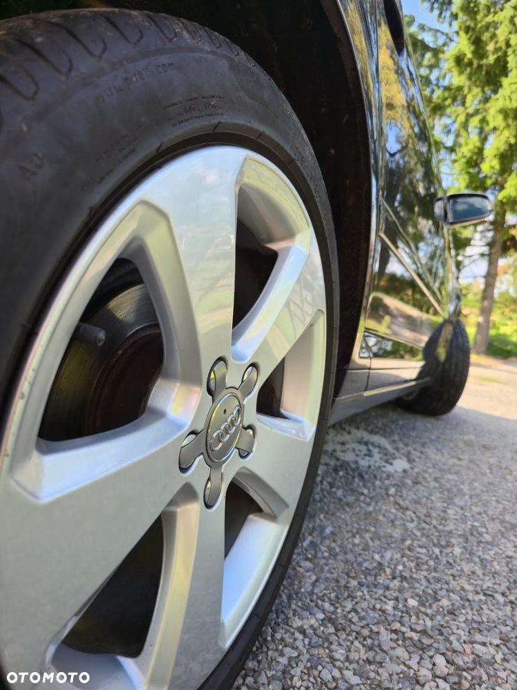 Audi A3 Sportback 2.0 TDI Ambiente - 2