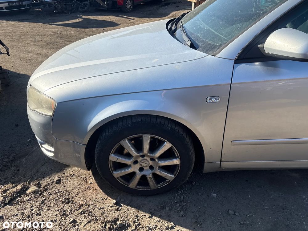 BŁOTNIK LEWY AUDI A4 B7 2007R LAKIER LY7W - 1