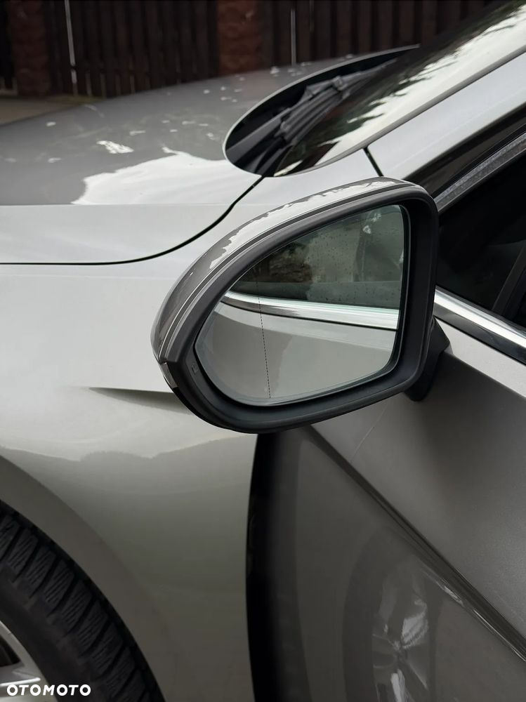 Volkswagen Passat - 8