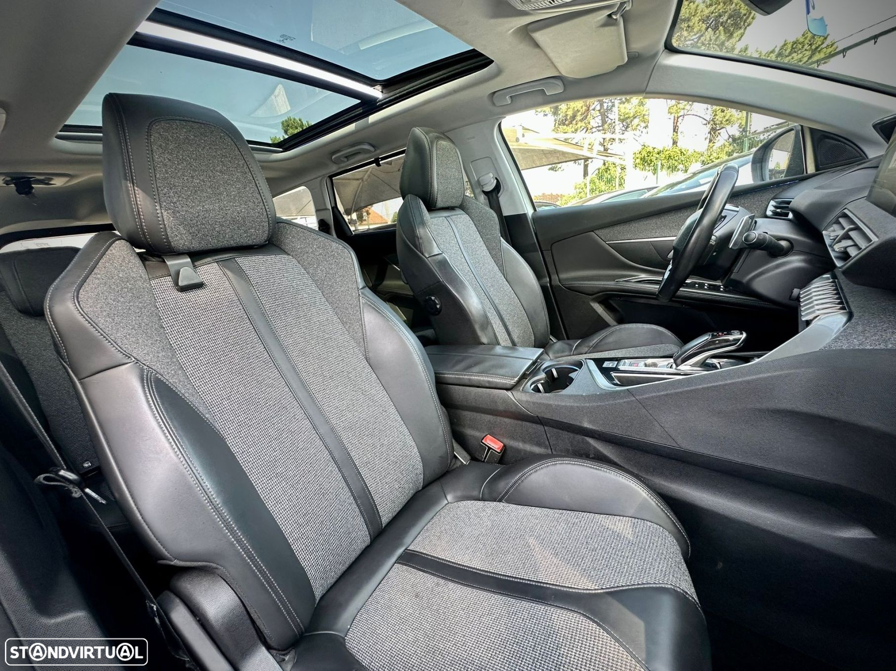 Peugeot 5008 1.6 BlueHDi Allure EAT6 J17 - 11