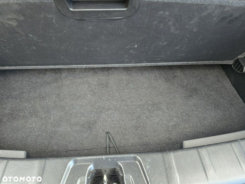 Nissan Qashqai 1.6 DIG-T N-Connecta - 26