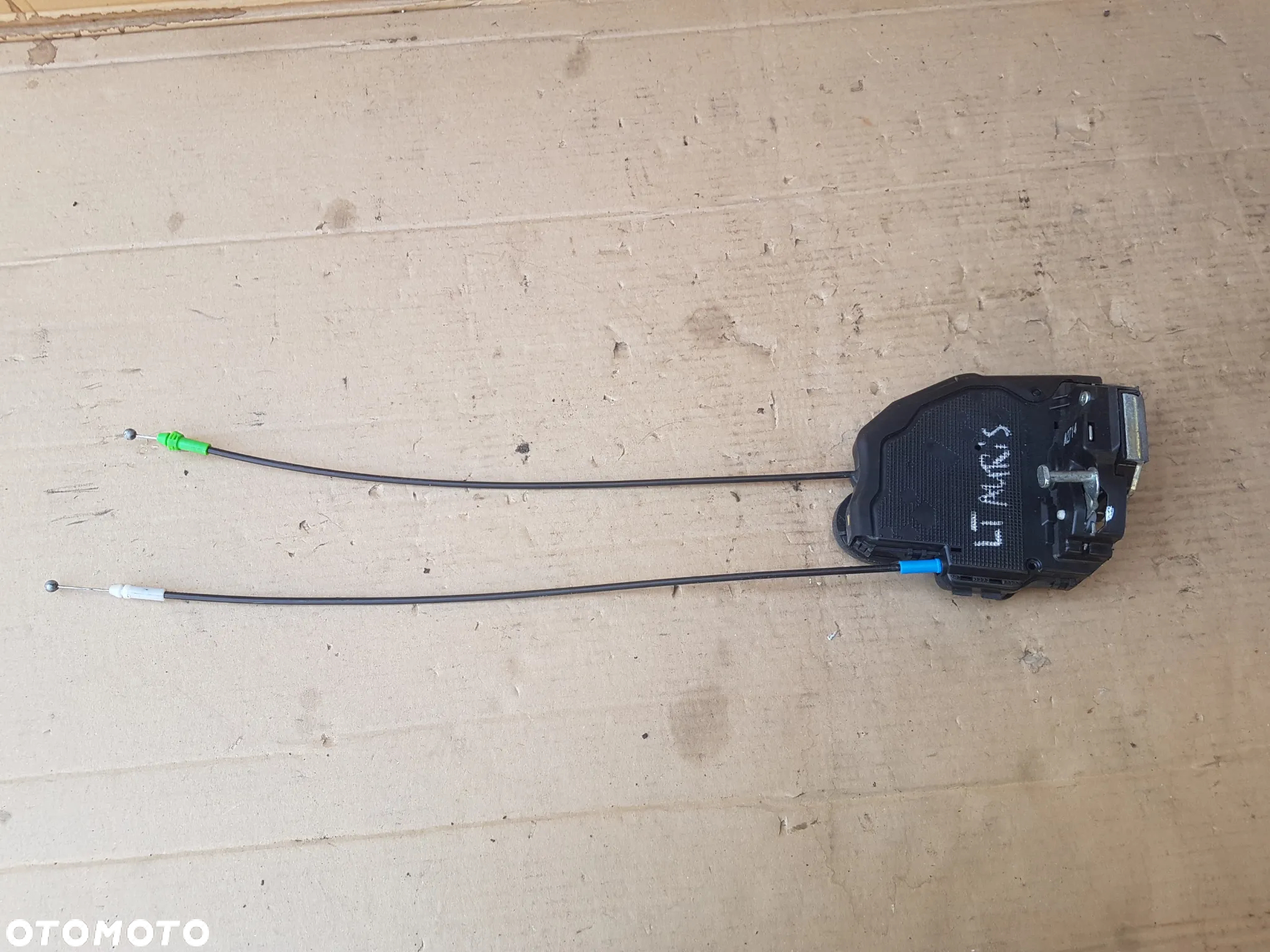 Toyota Auris II E18 zamek zamki drzwi europa  4 pin - 2