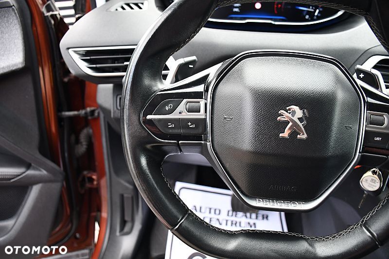 Peugeot 3008 1.6 THP Allure S&S EAT6 - 17