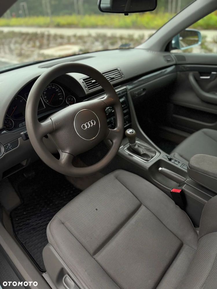 Audi A4 - 18