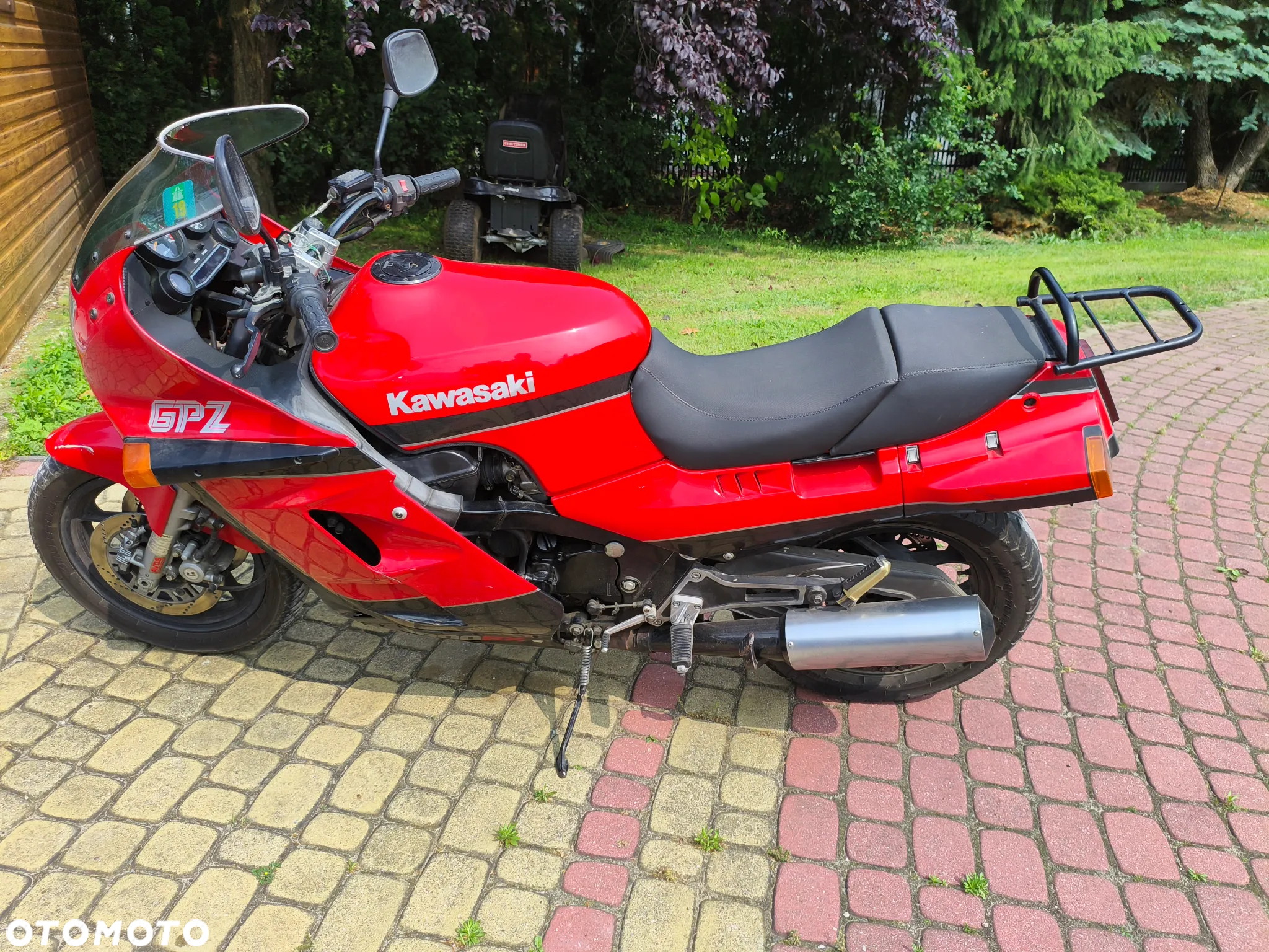 Kawasaki GPZ - 4