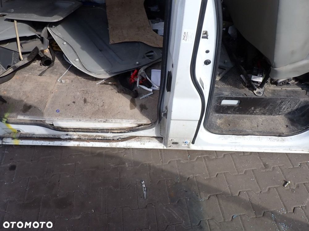 OPEL VIVARO A I TRAFIC II 02-06 PRÓG PRAWY STOPIEŃ SŁUPEK ĆWIARTKA - 1