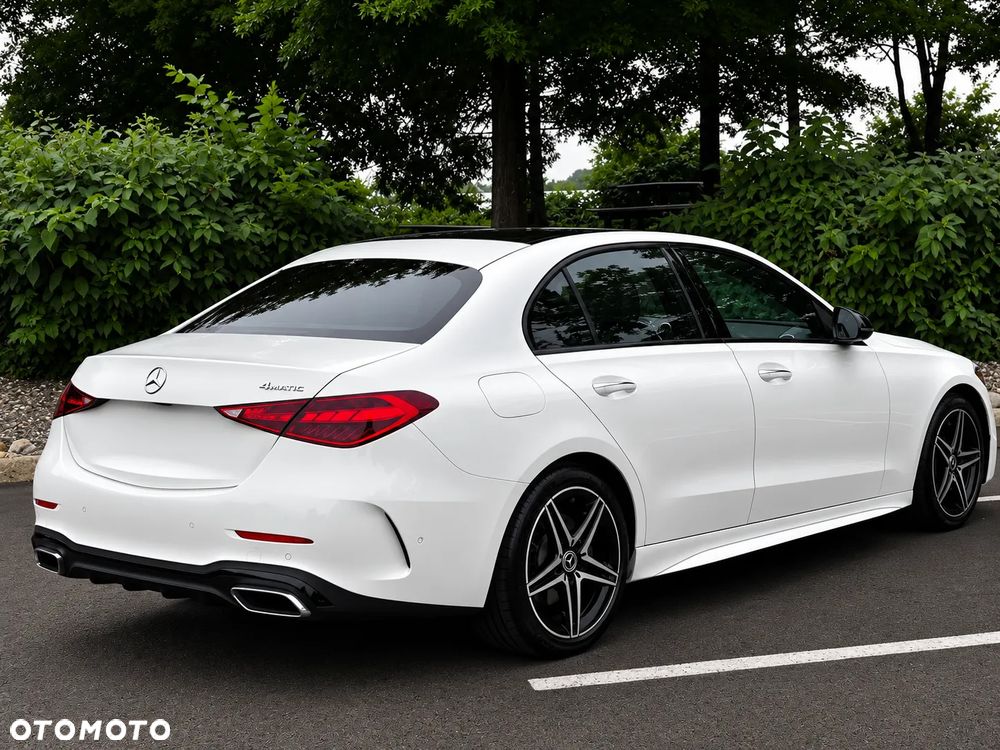 Mercedes-Benz Klasa C 300 4Matic 9G-TRONIC AMG Line - 5