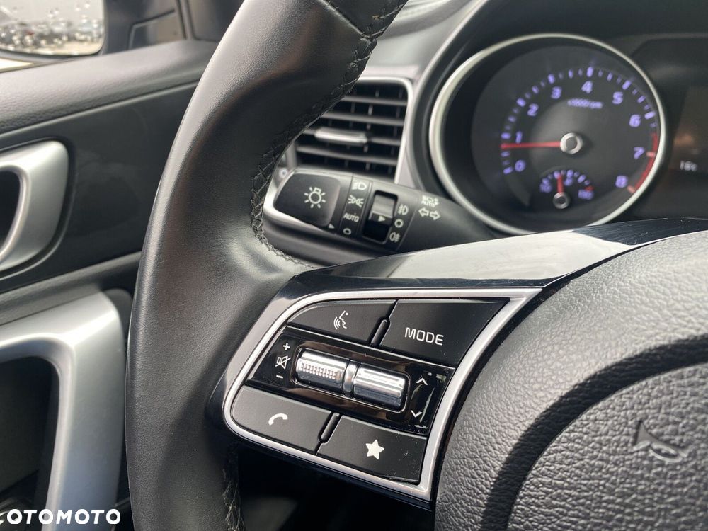 Kia Ceed - 19