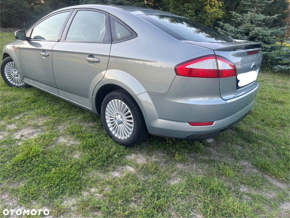 Ford Mondeo - 21