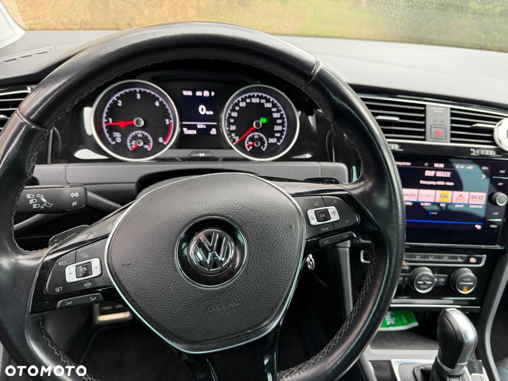 Volkswagen Golf 1.6 TDI BMT Highline DSG - 9