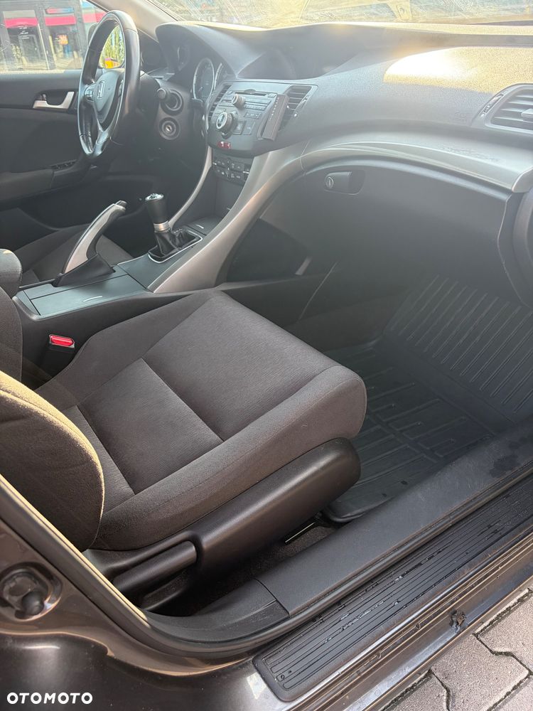 Honda Accord 2.0 Comfort - 22
