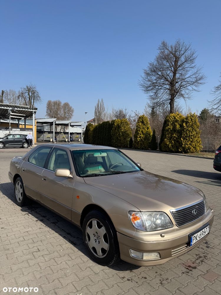 Lexus LS High Class - 2