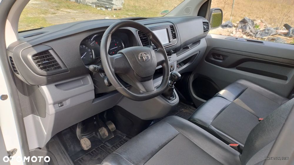 Toyota proace - 12